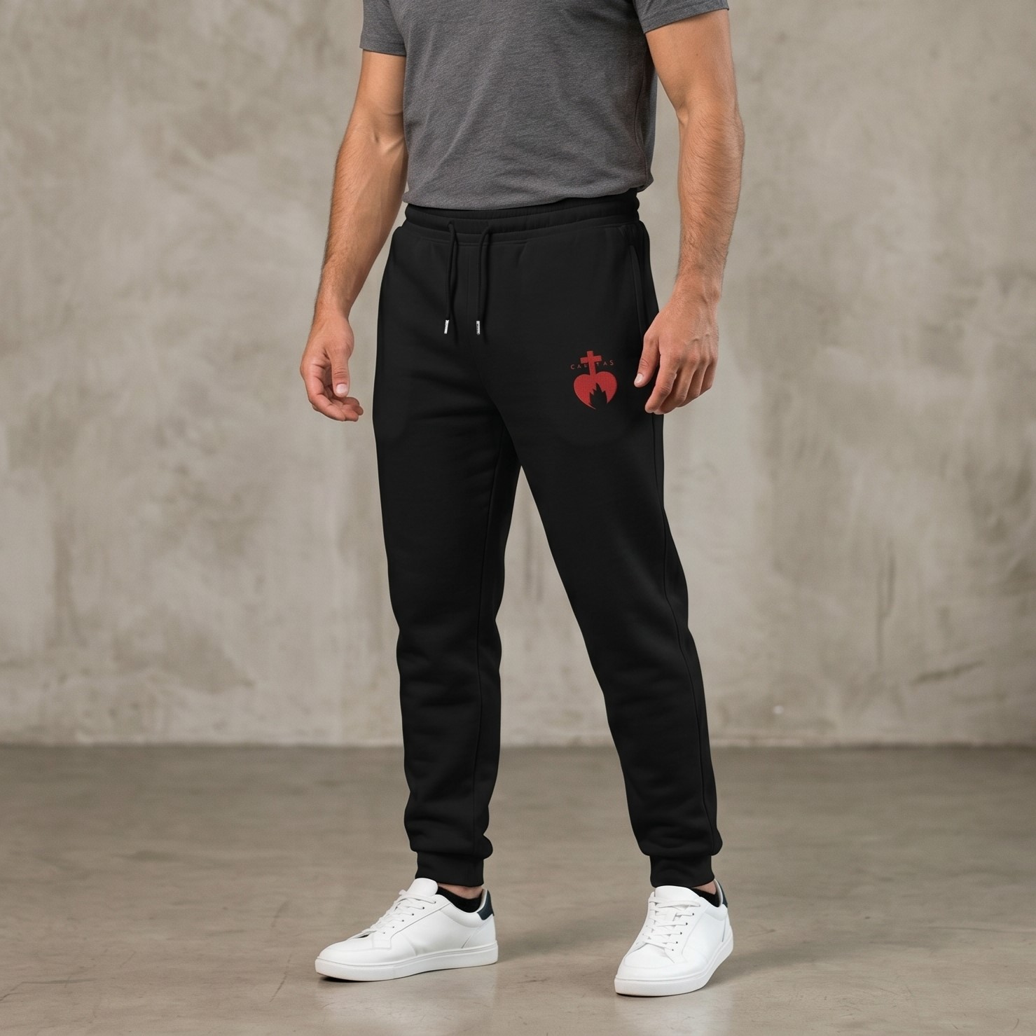 Pantalon-de-survetement-Caritas-brode