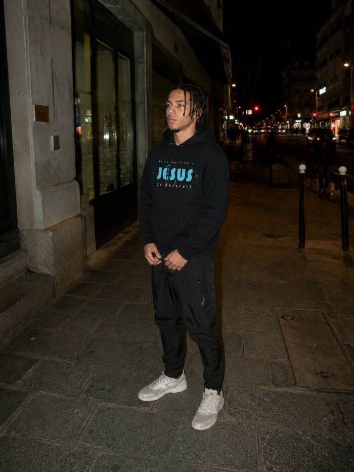 Sweat à capuche chrétien homme “Ma vie appartient à Jésus” – Image 2