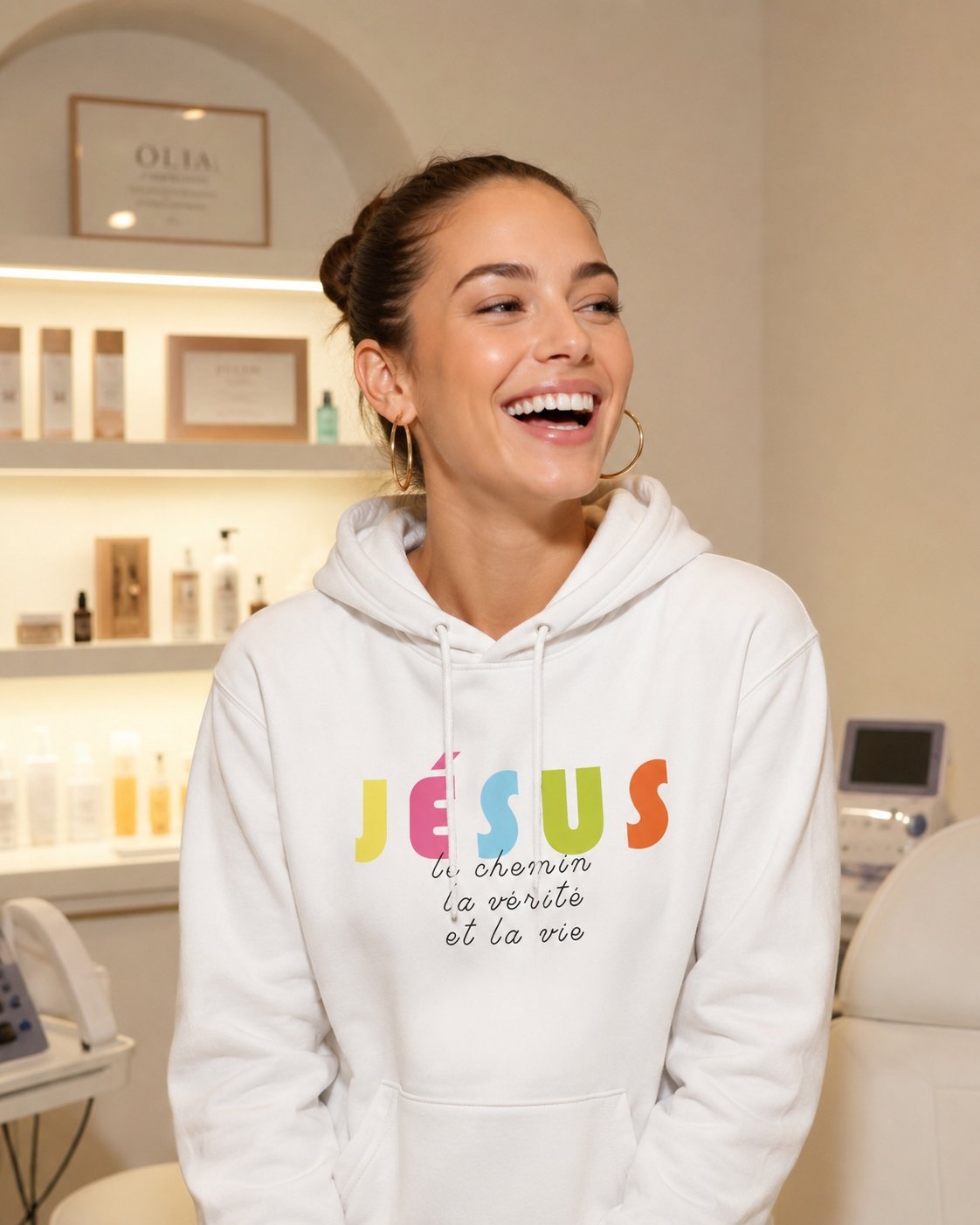 sweat à capuche femme «Jésus le chemin» | Pull blanc