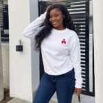 Sweat chrétien femme brodé "caritas” | Jean 14:27