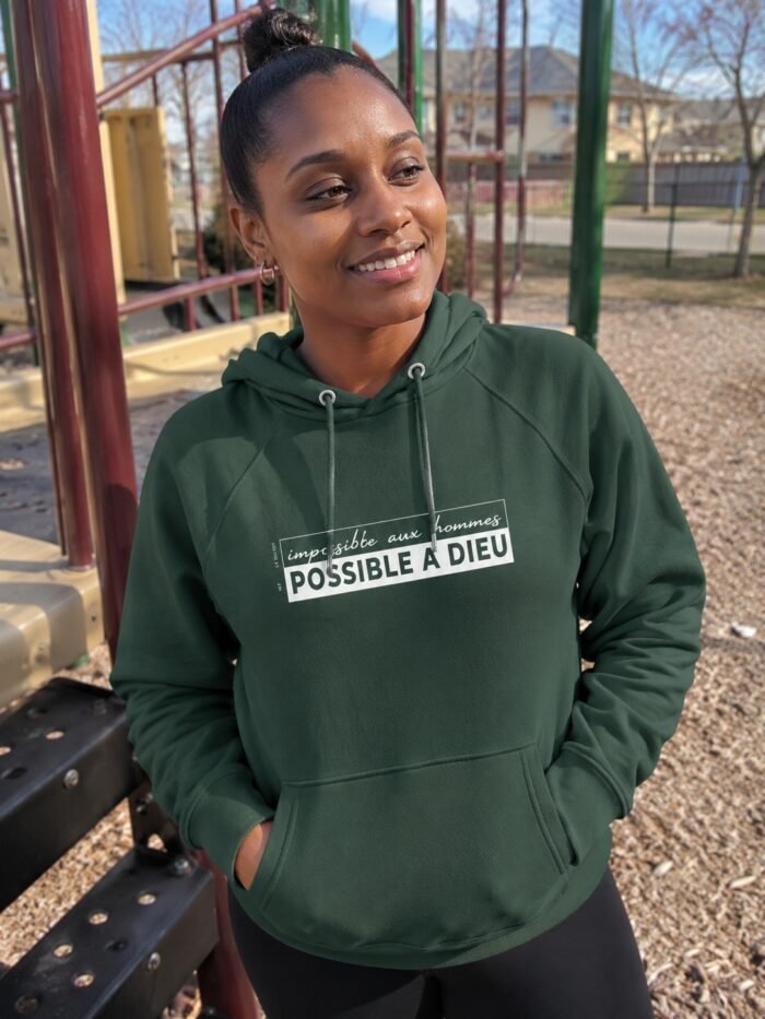 Sweat à capuche chrétien femme “Possible à Dieu” | Pull – Image 17