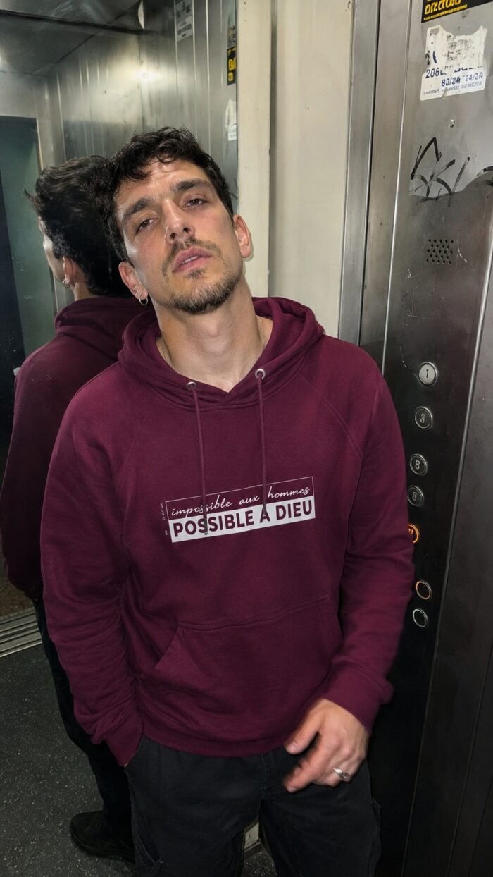 Sweat à capuche chrétien “Possible à Dieu” | Pull pour homme – Image 7