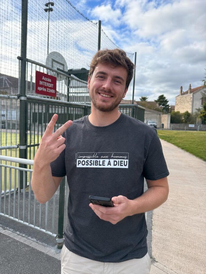 T-shirt chrétien homme “Possible à Dieu” | En couleurs – Image 24