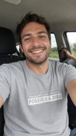 T-shirt chrétien homme “Possible à Dieu” | En couleurs – Image 8