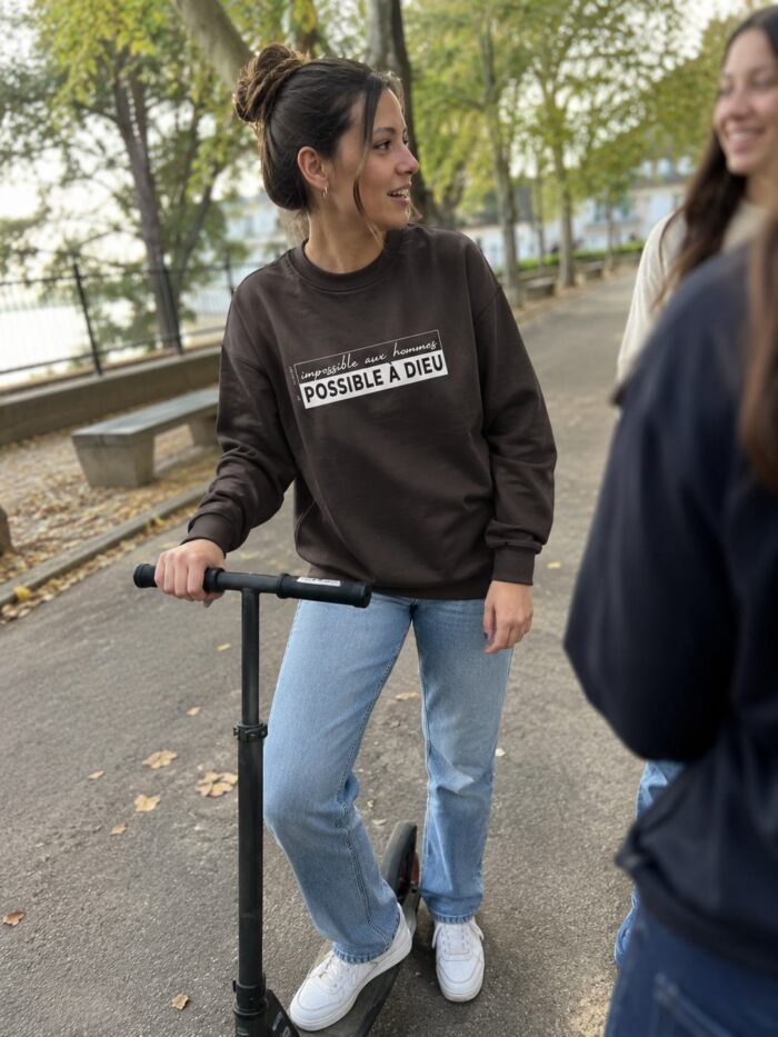 Sweat chrétien femme “Possible à Dieu”| Diverses couleurs – Image 16