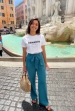 T-shirt chrétien femme “Demande à Dieu” | blanc