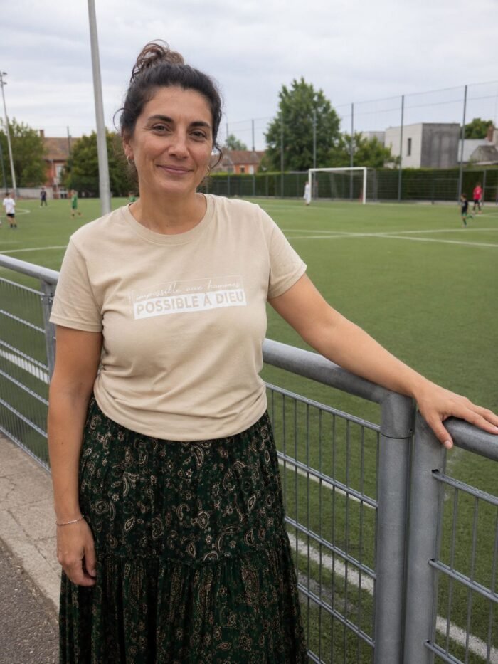 T-shirt chrétien femme “Possible à Dieu” | Diverses couleurs – Image 7