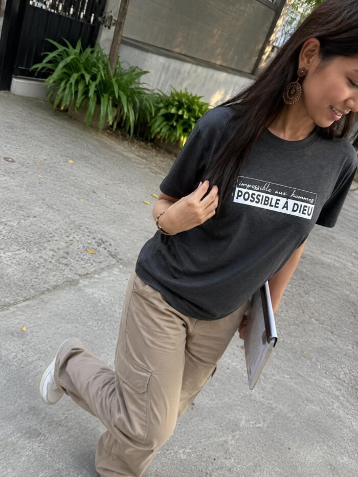 T-shirt chrétien femme “Possible à Dieu” | Diverses couleurs – Image 24
