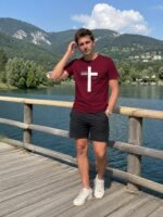 T-shirt chrétien homme “Jésus sauve” | En couleurs