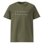 4281775661 Olive green T shirt with white cursive French text on the chest and a small Bible verse Marc 536